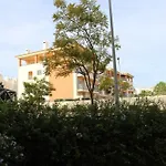 Apartment Spacious In 200 M² With Shared Pool Albufeira