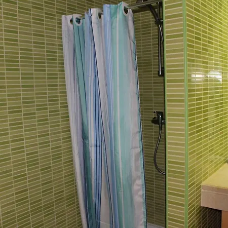 Spacious In 200 M² With Shared Pool